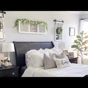 Farmhouse tour refreshed with simple fresh greens