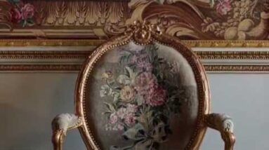The Drawing Room: English Country House Decoration