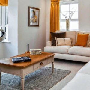 Home Interiors in Beautiful Bi-Color Combinations